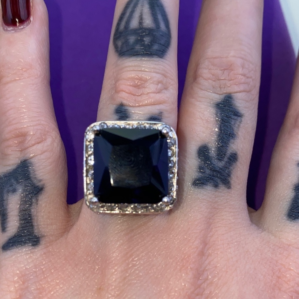 💛 Vintage Sterling Silver Dark Blue & White CZ Cocktail Ring | Bold Statement - Picture 3 of 10